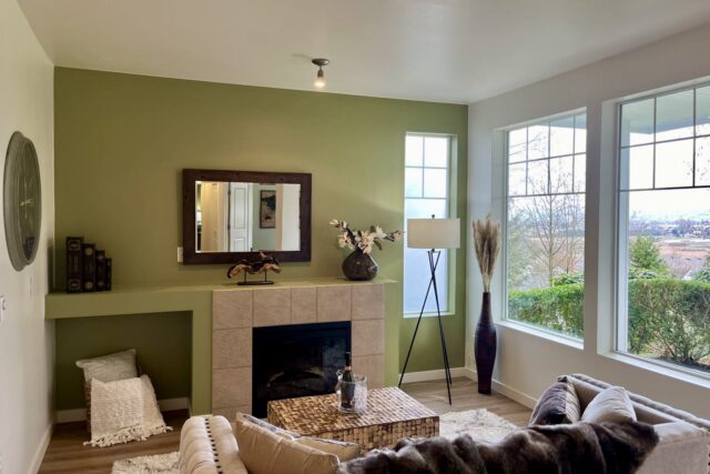 21250 40th Wy S Unit #A, SeaTac, WA 98198