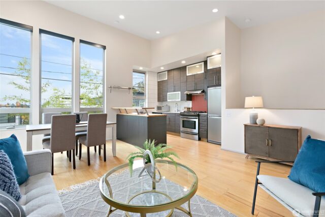 123 24th Ave E, Seattle, WA 98112